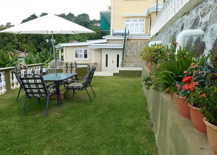Apartamento Hibiscus House Seychelles Self Catering *