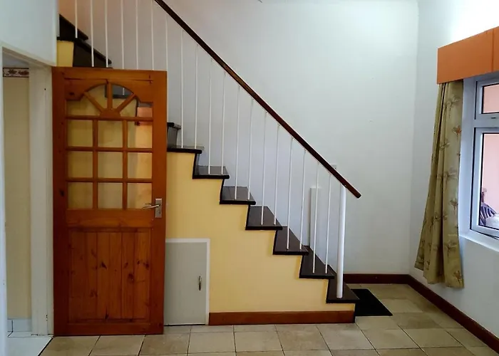 Hibiscus House Seychelles Self Catering *