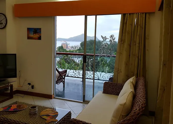 Hibiscus House Seychelles Self Catering * Victoria