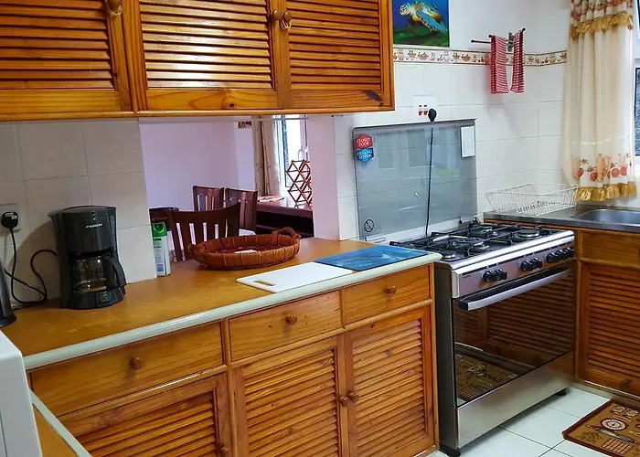 Apartamento Hibiscus House Seychelles Self Catering Victoria