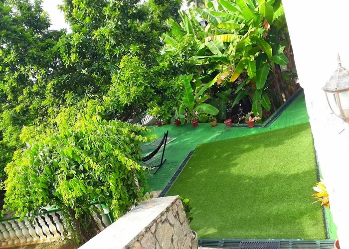 Hibiscus House Seychelles Self Catering *