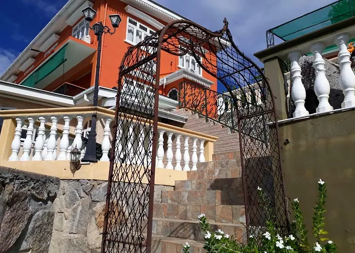 Hibiscus House Seychelles Self Catering